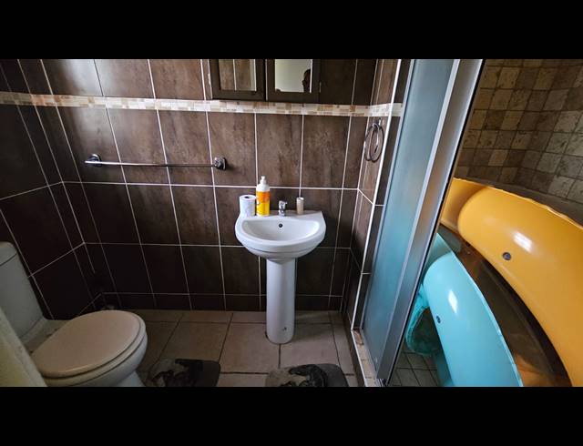 3 BEDROOM HOUSE FOR SALE IN GRANTHAM PARK